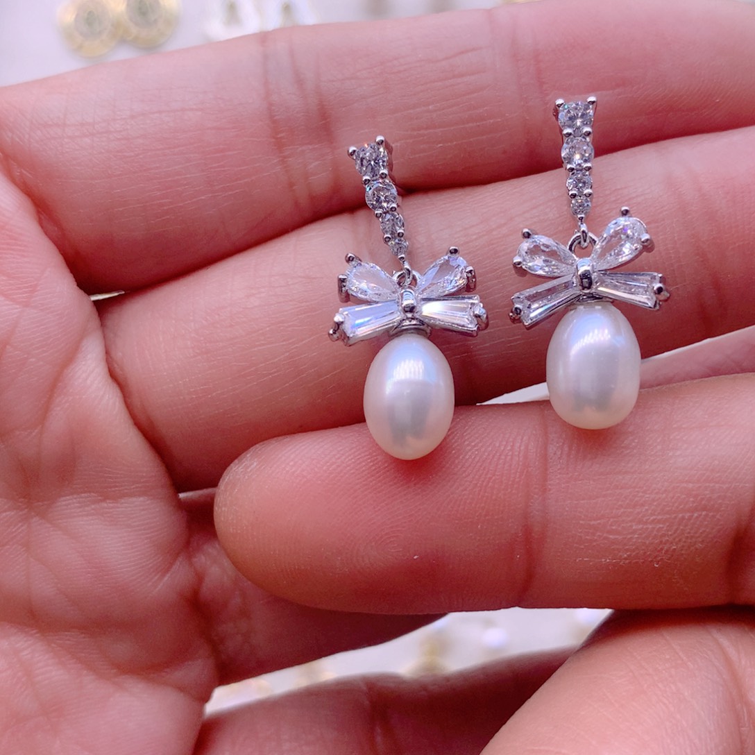 淡水珍珠耳饰合金