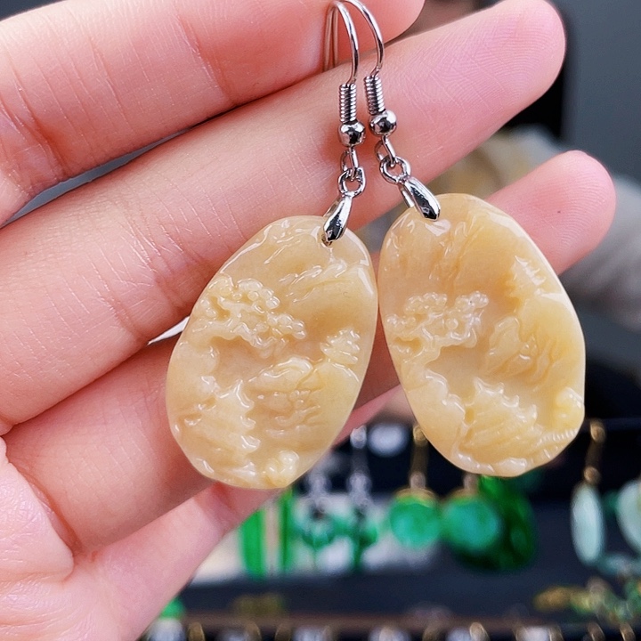 翡翠耳饰未镶嵌饰品