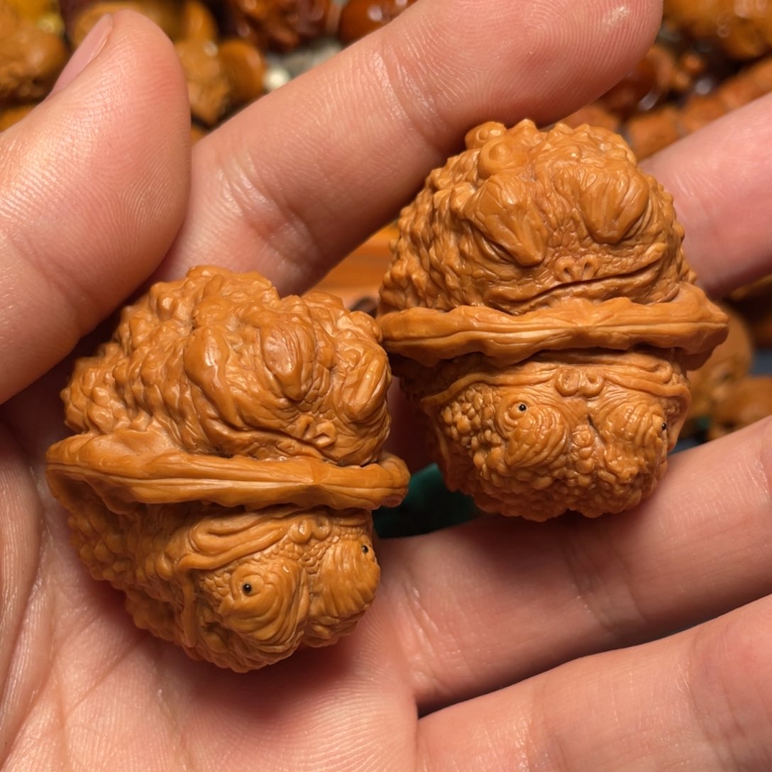 橄榄核手串/手链四面手雕满工蛤蟆头