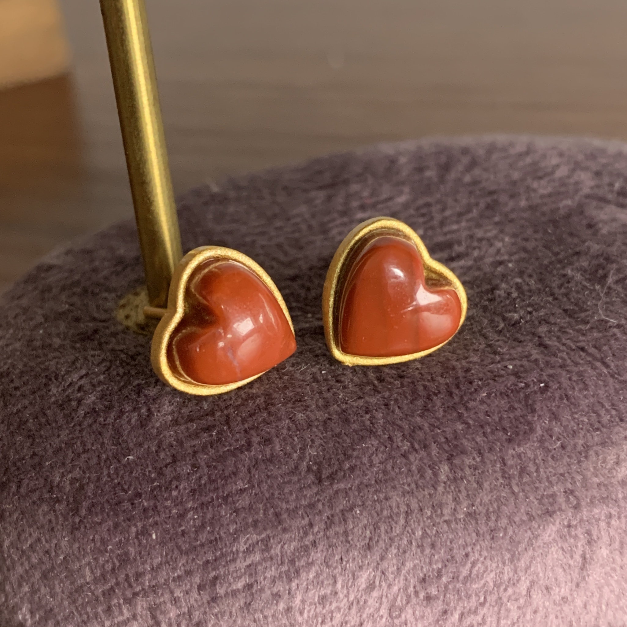 天然南红玛瑙爱心耳钉卡8.2*3.2mm左右S925银镶嵌时尚百搭耳饰