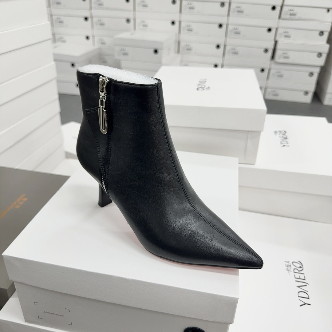 131219秋冬新款时尚百搭高跟短靴靴子气质6660-10