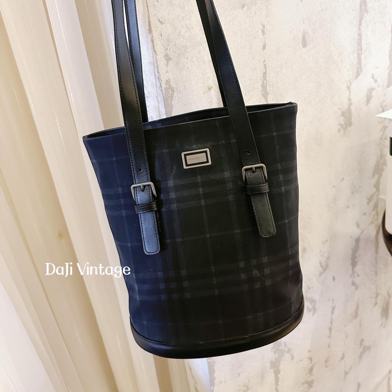 95新 BURBERRY/博柏利 大吉中古/Burberry麂面黑格纹水桶包
