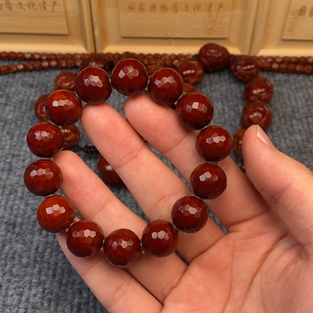 吊坠橄榄核钻面光柱