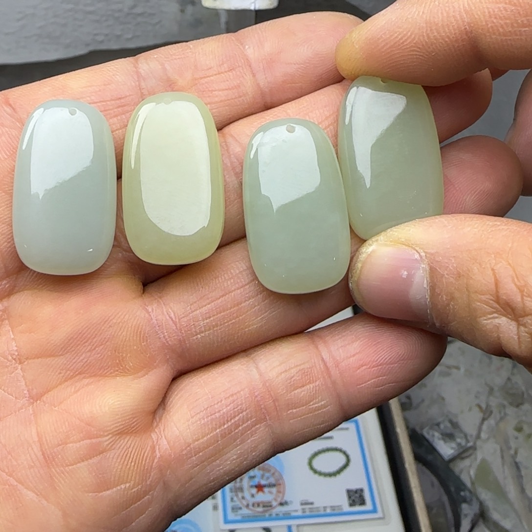 和田玉未镶嵌颈饰多样性拍一发一，且末