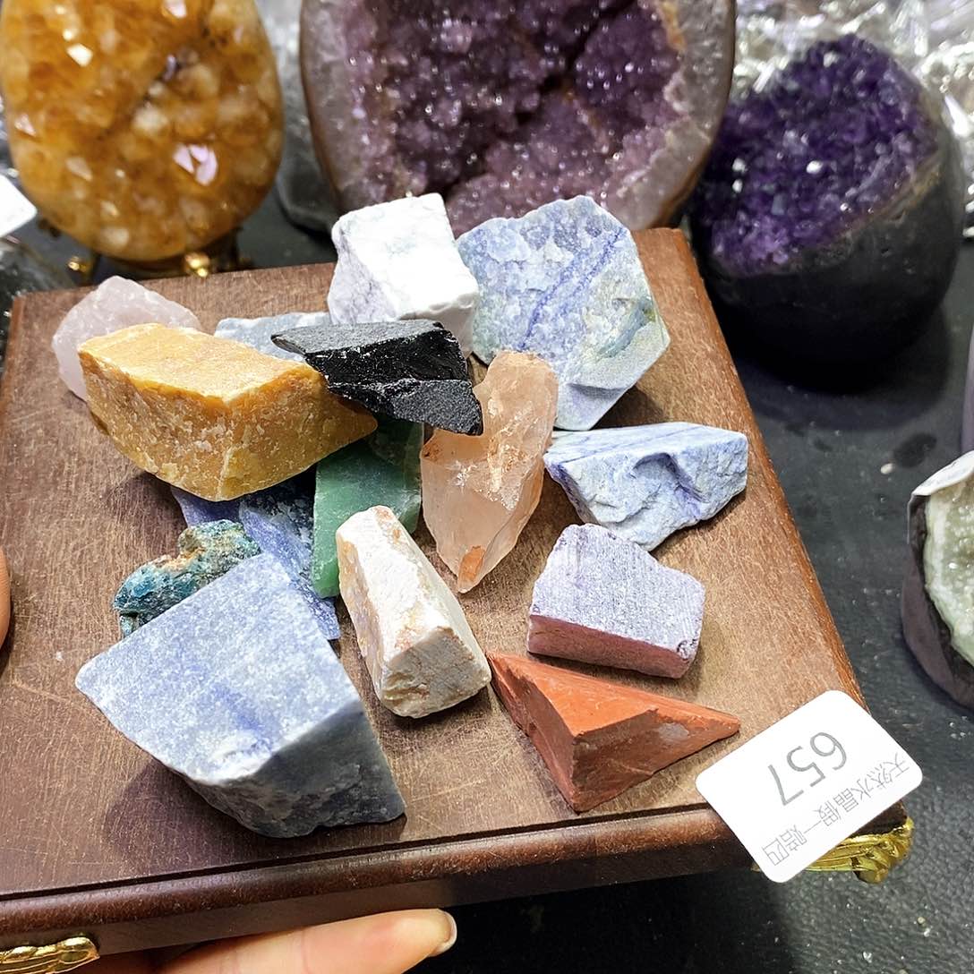 水晶大型摆件（非配饰）未镶嵌