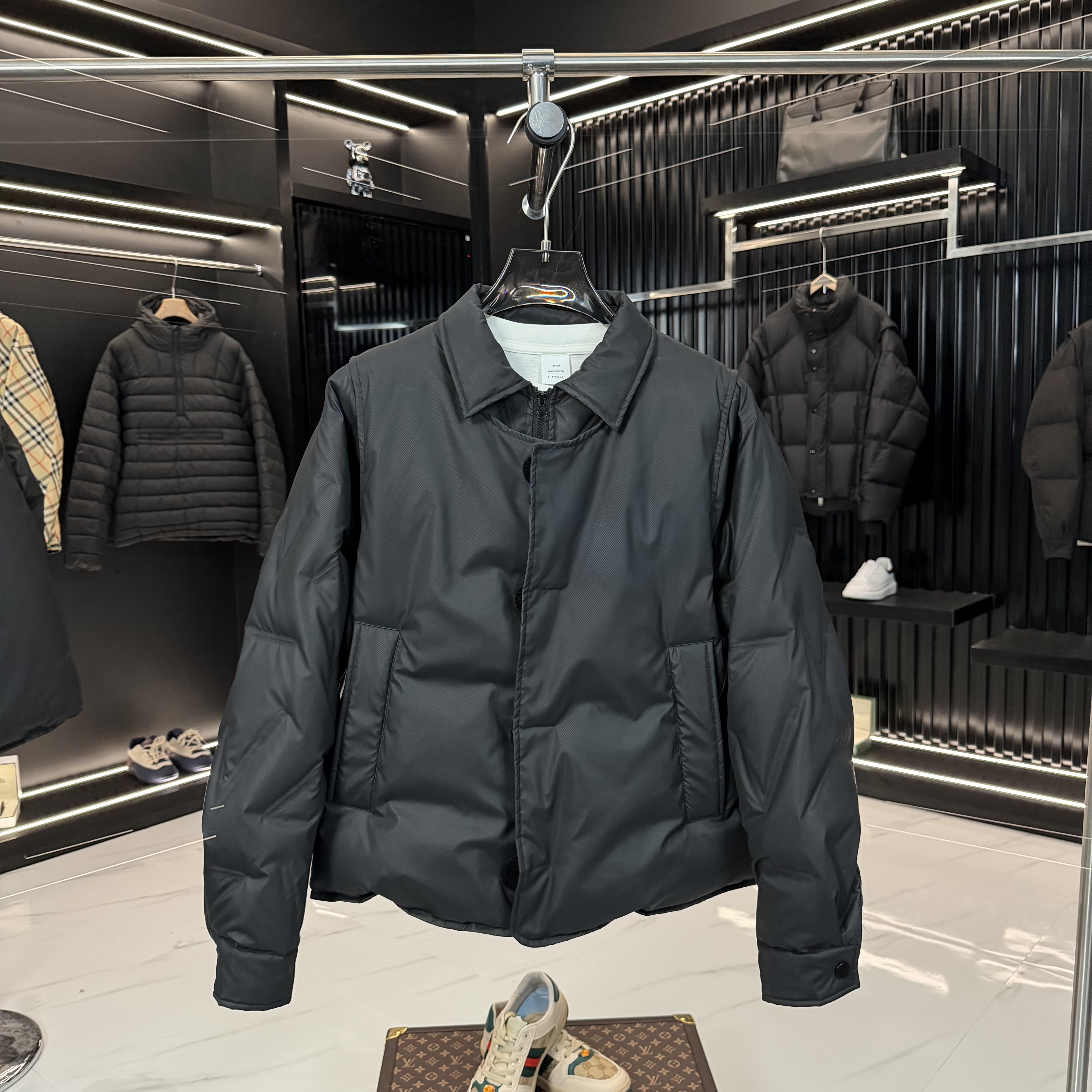 2025冬款假两件羽绒服外套加厚保暖男女同款白鸭绒上衣休闲（q）