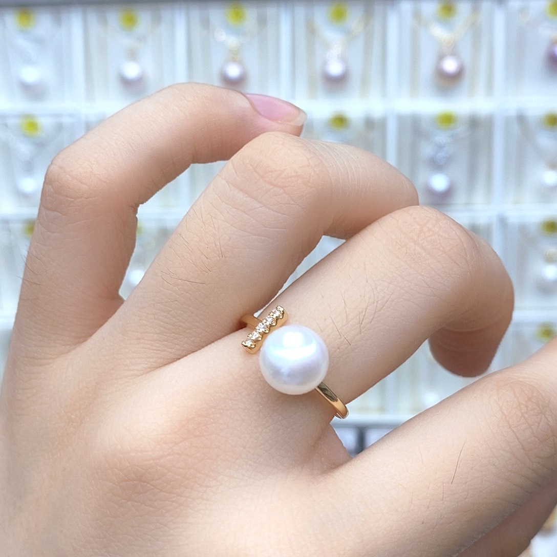 淡水珍珠合金颈饰