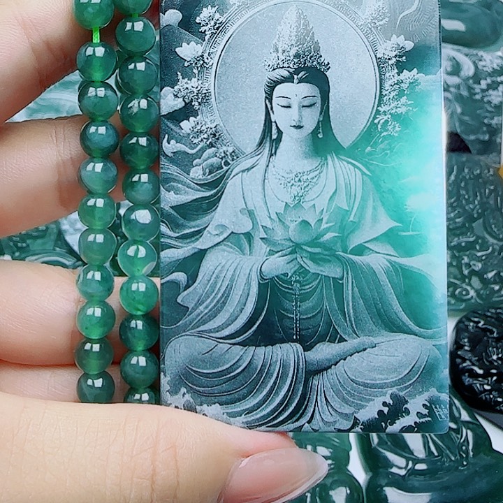 翡翠未镶嵌颈饰多样性发货天然的A货翡翠