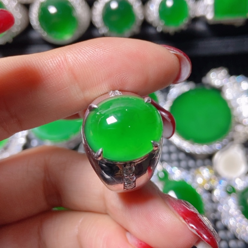 【闪购商品】翡翠颈饰银S925镶嵌问*翡翠