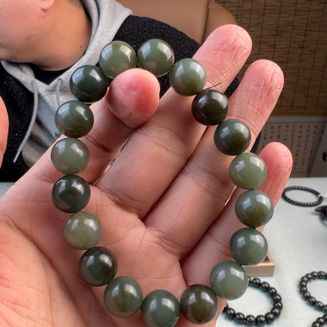 和田玉未镶嵌手链