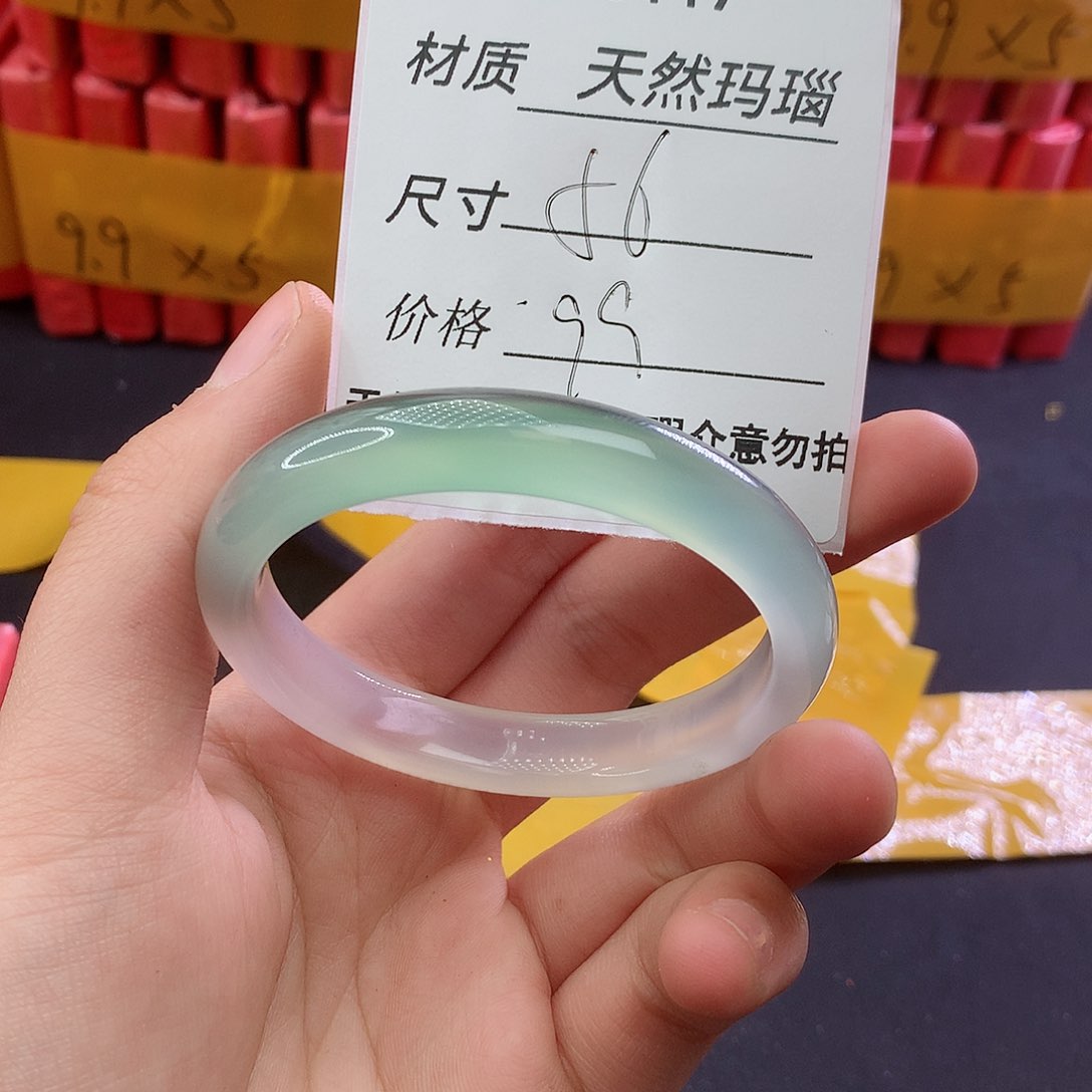 玛瑙/玉髓手镯未镶嵌117