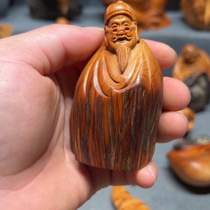 柏木（崖柏）点点关注