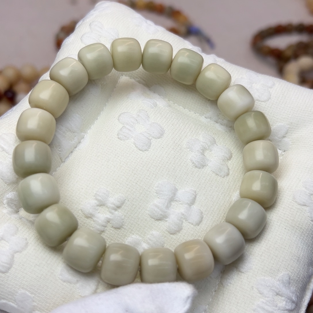 不****吊坠菩提根/象牙果13干磨219