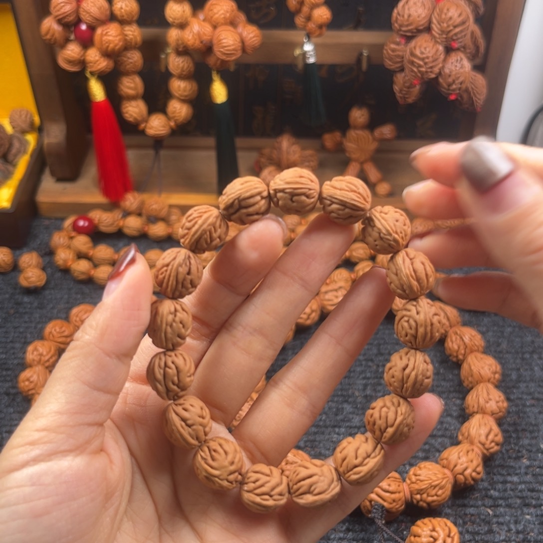 最***。吊坠桃核桃枭手串L5