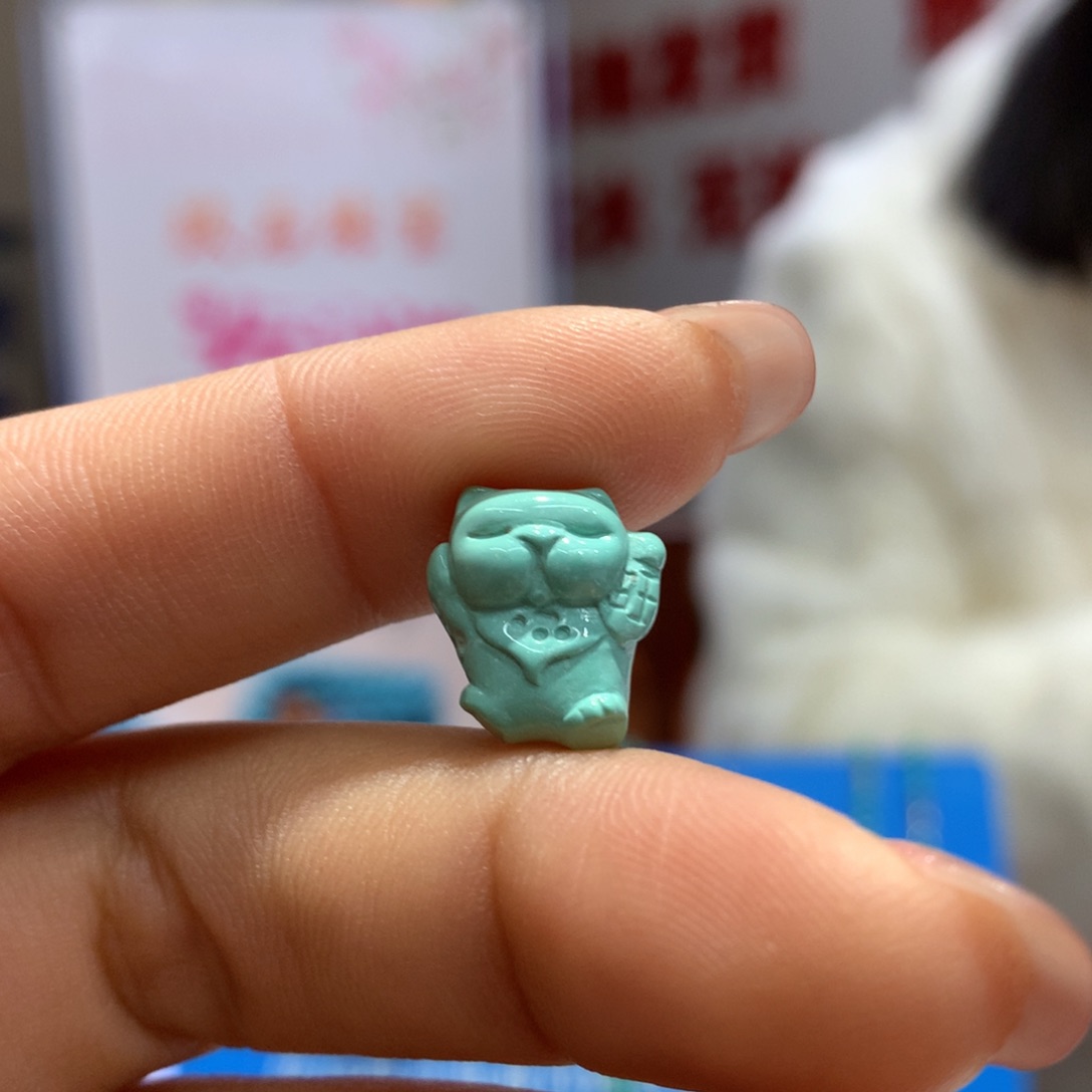 绿松石配饰未镶嵌