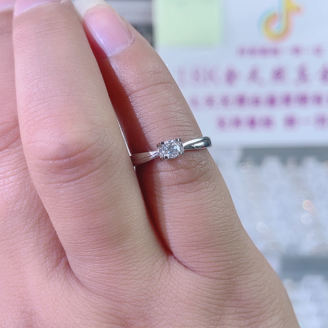 钻石戒指/指环18K金镶嵌