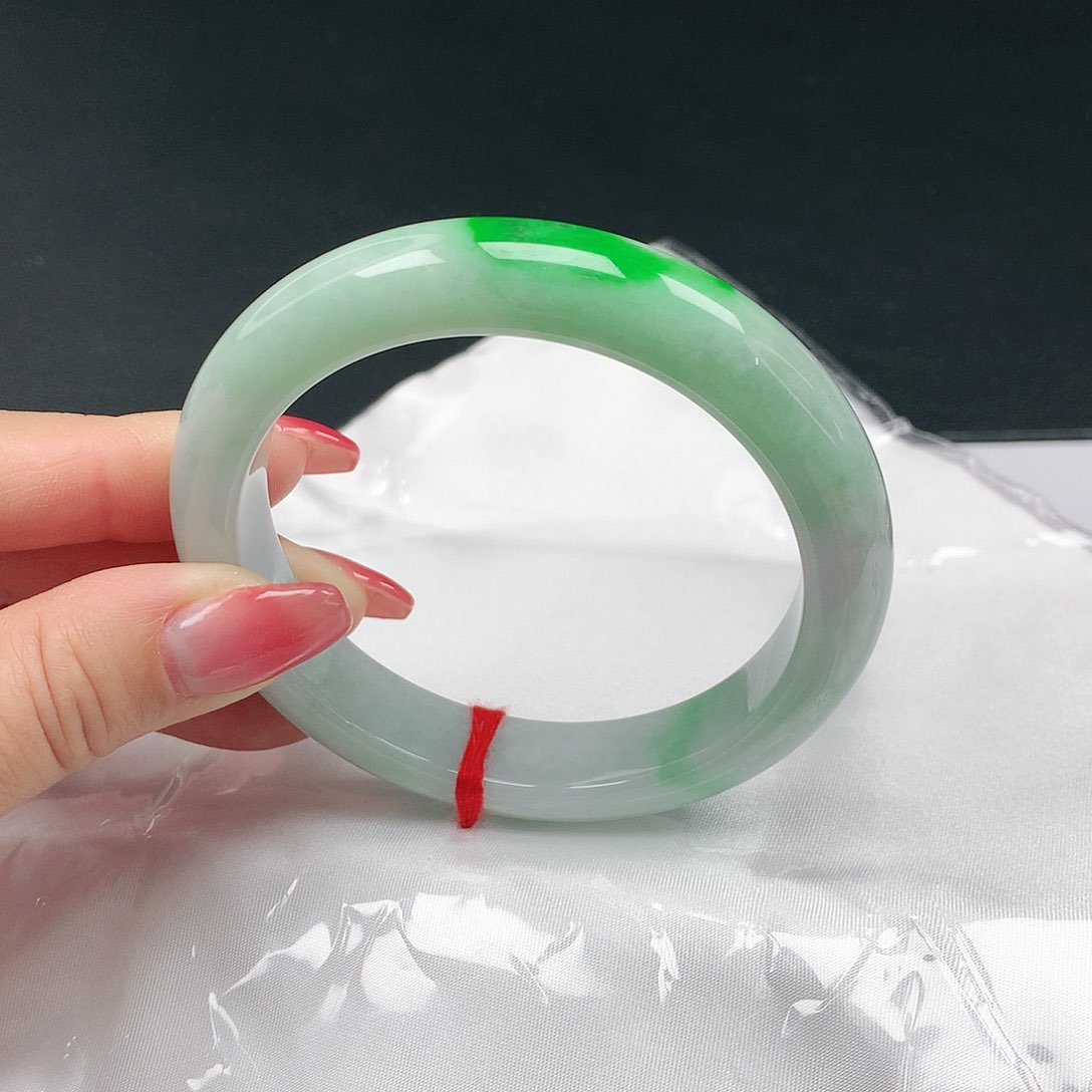 翡翠手镯未镶嵌翡翠034