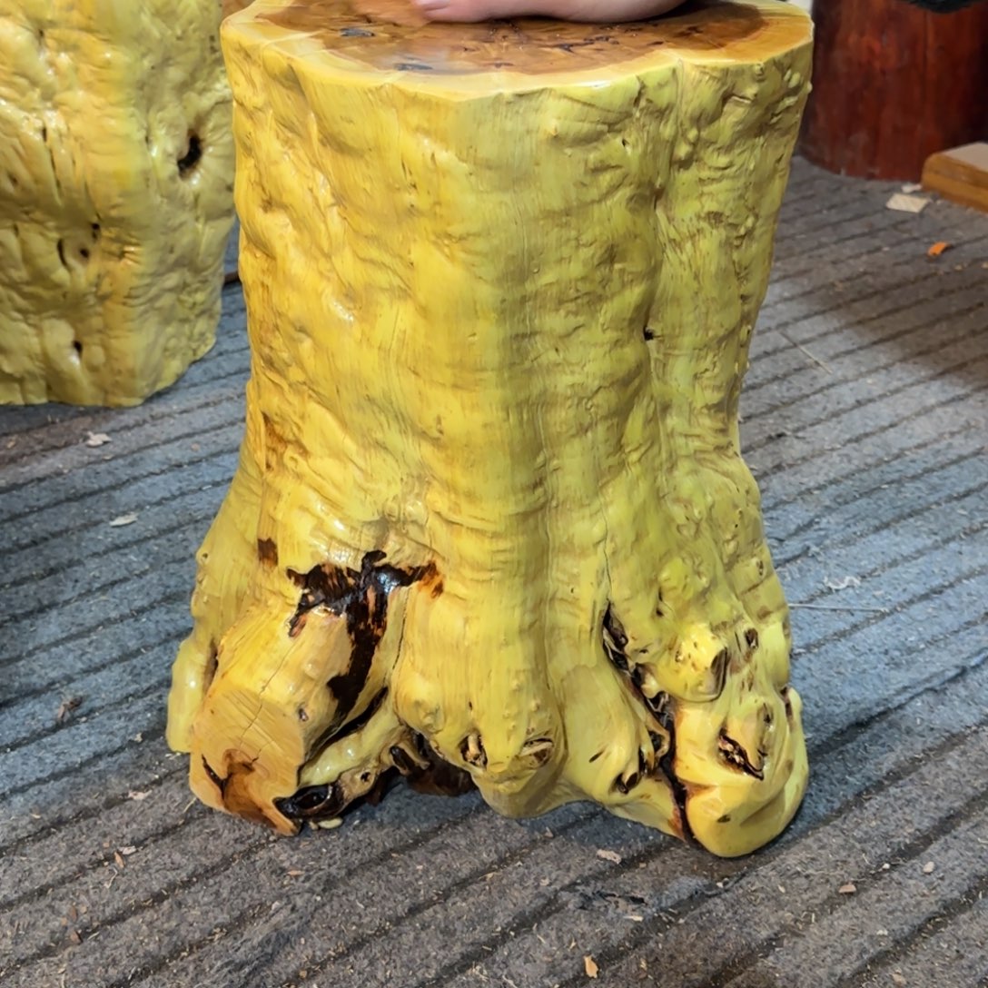 广***谱龙纹鸡心枣木手工艺品 