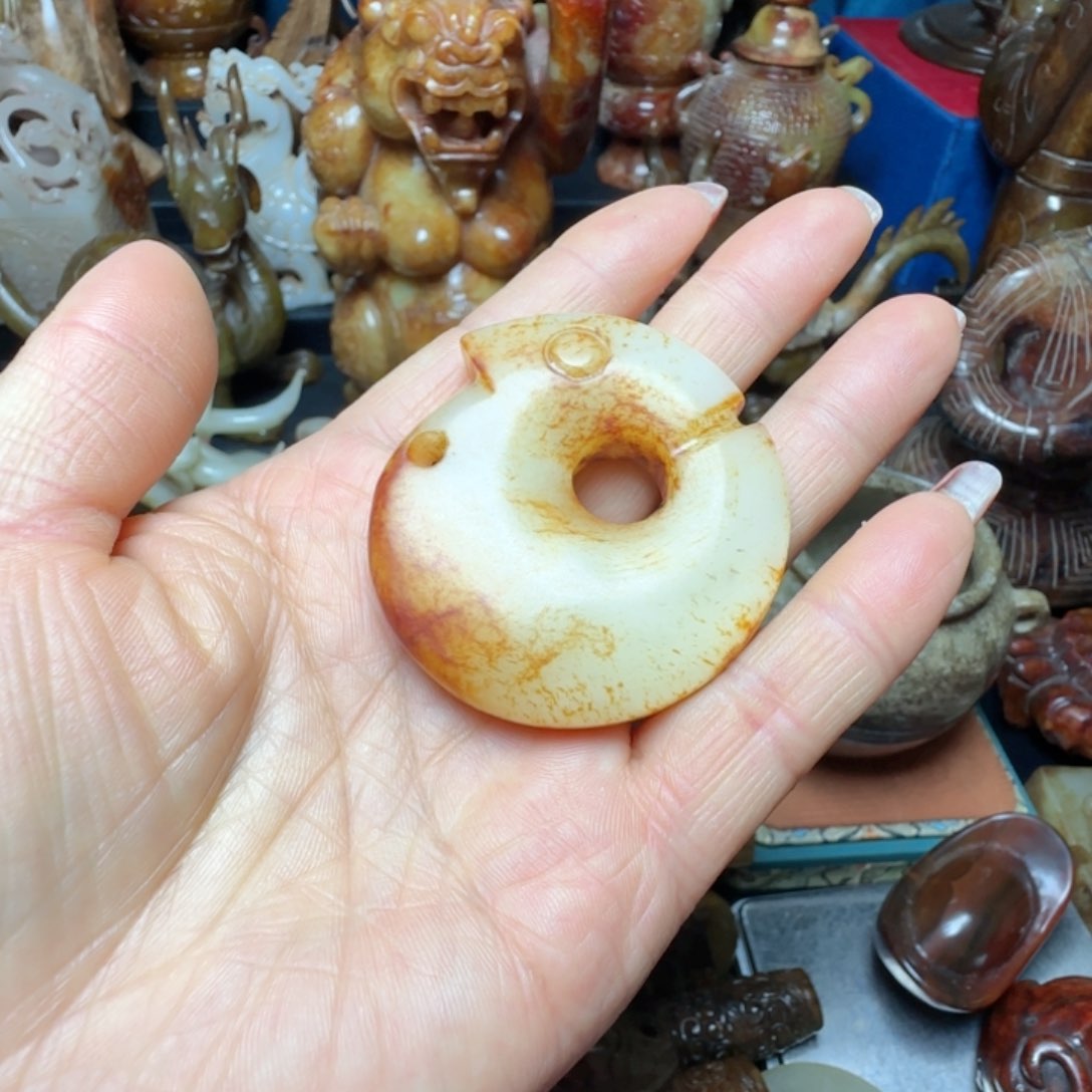 和田玉挂件未镶嵌红*哥