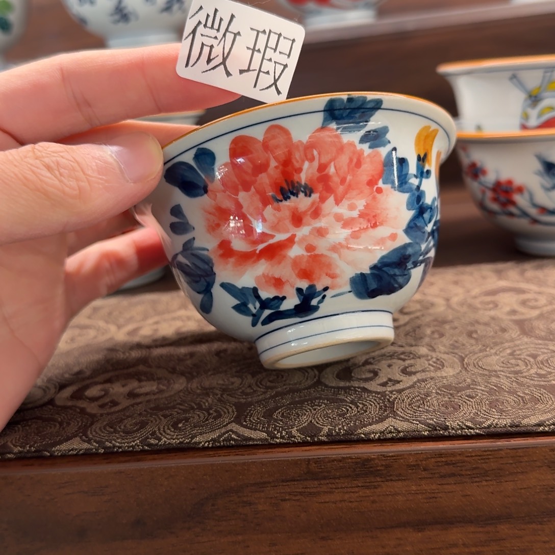 釉下手绘茶具微瑕