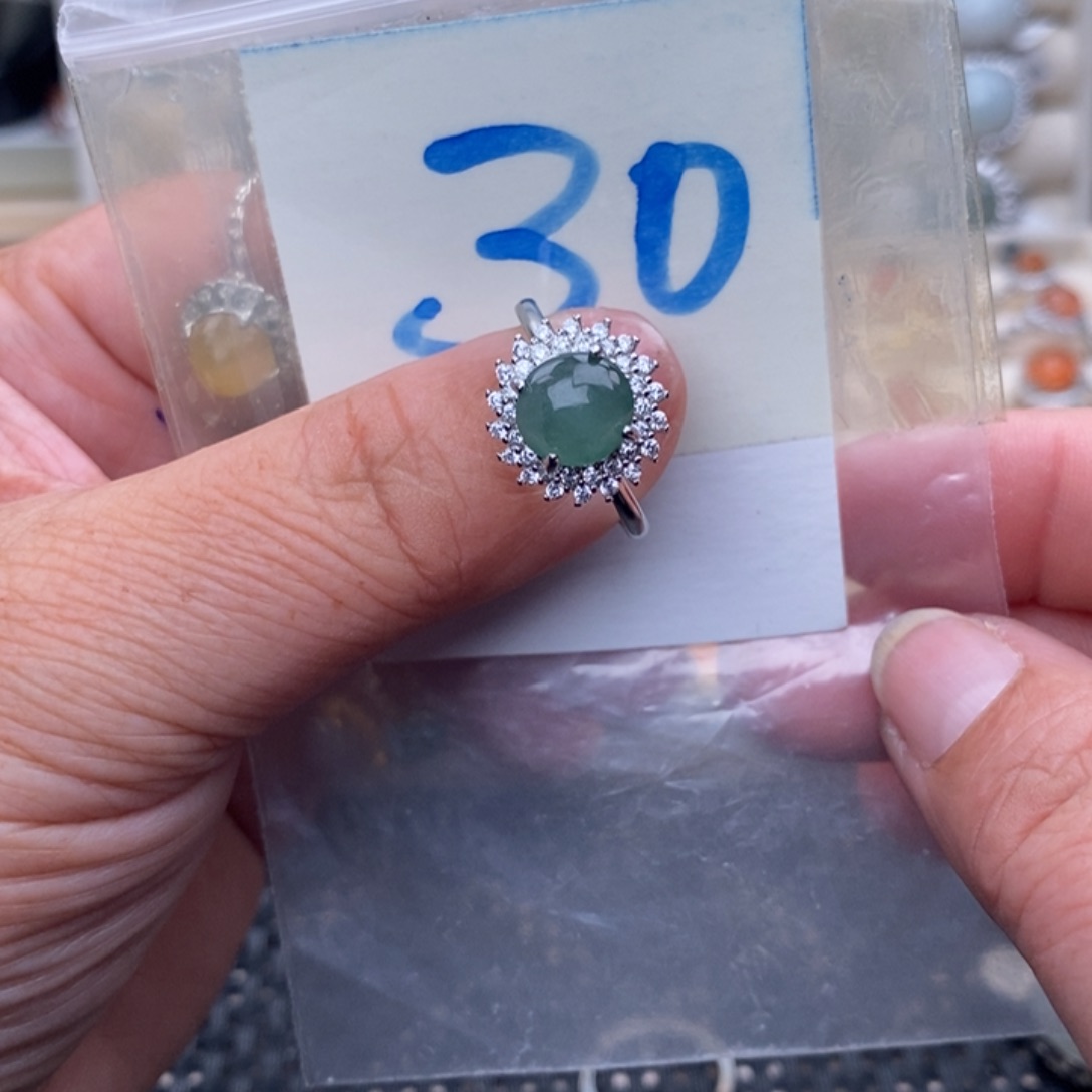 未镶嵌戒指翡翠缅甸