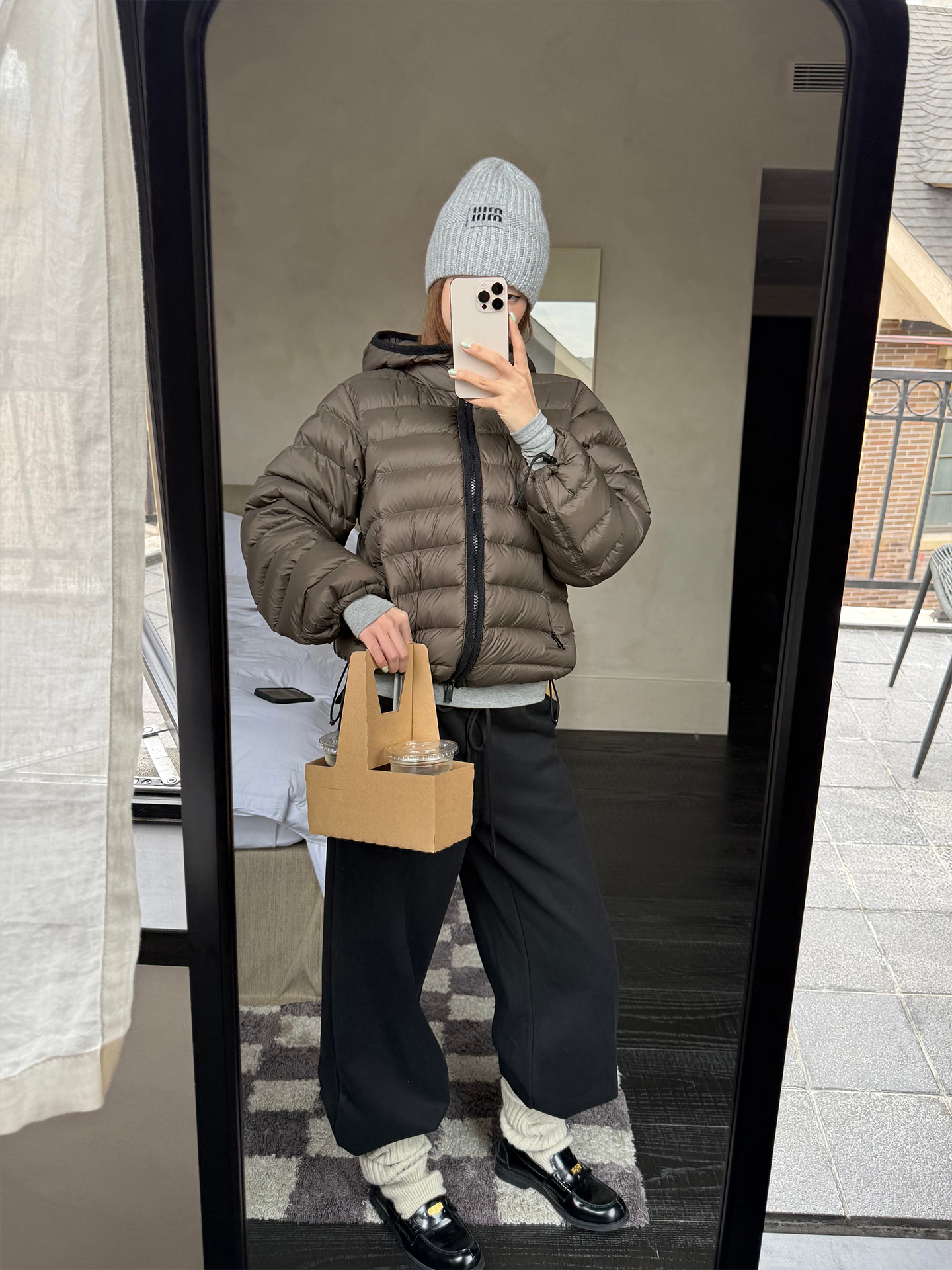 IceFront  90白鹅绒排骨连帽羽绒服女冬季新款显瘦保暖面包服外套