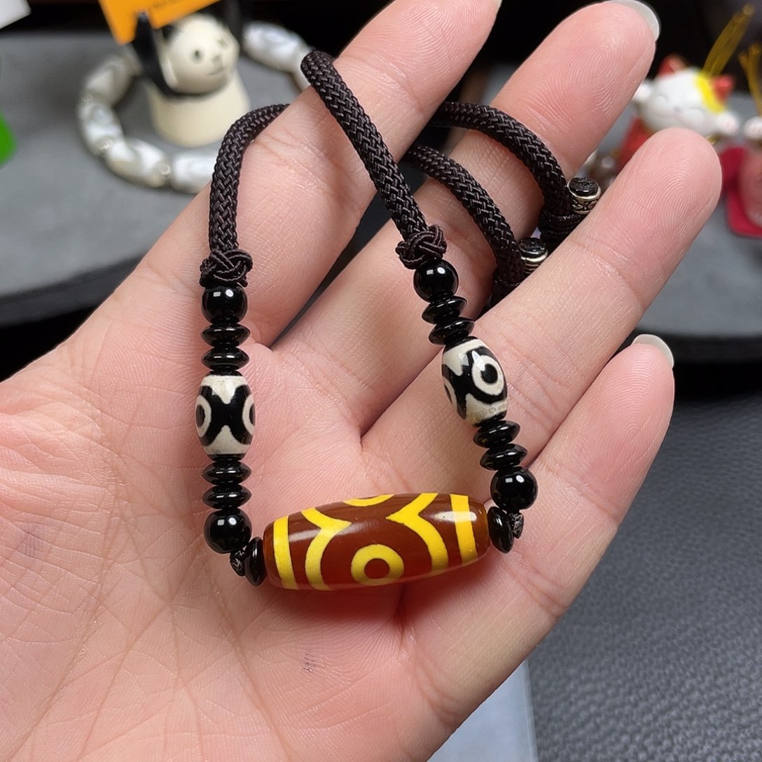এ***༊玛瑙/玉髓未镶嵌颈饰