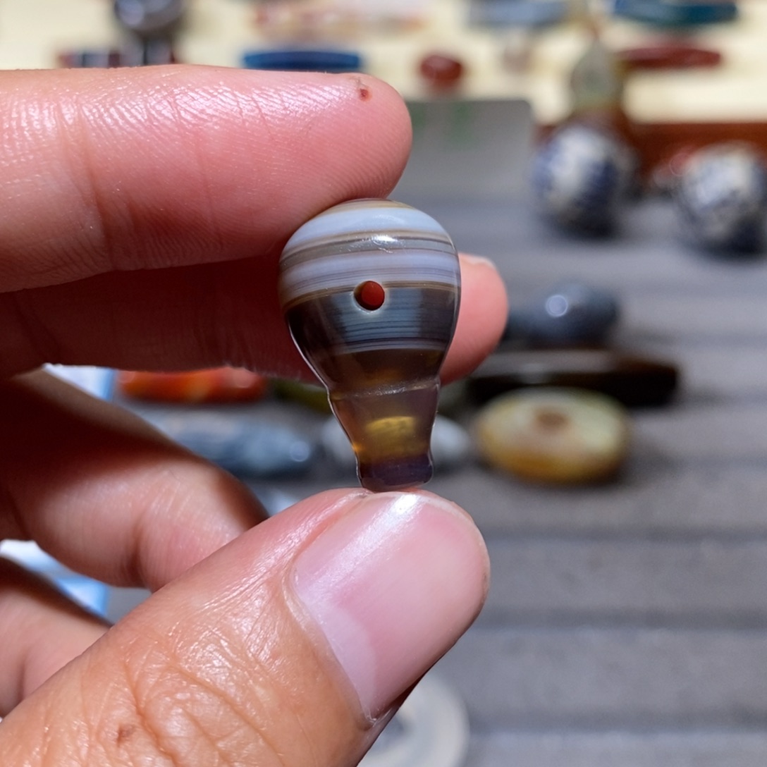 人***间合金颈饰玛瑙/玉髓