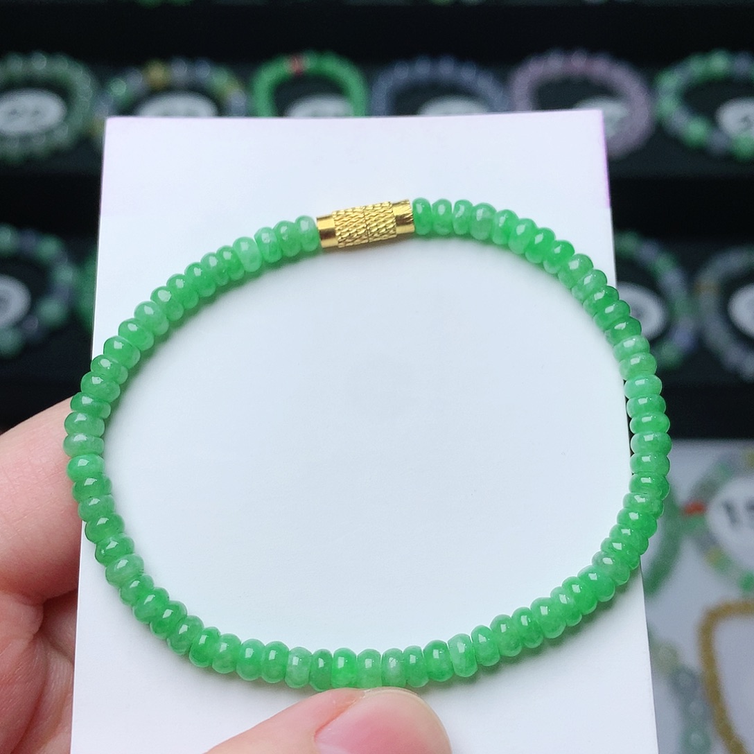 翡翠手链未镶嵌翡翠