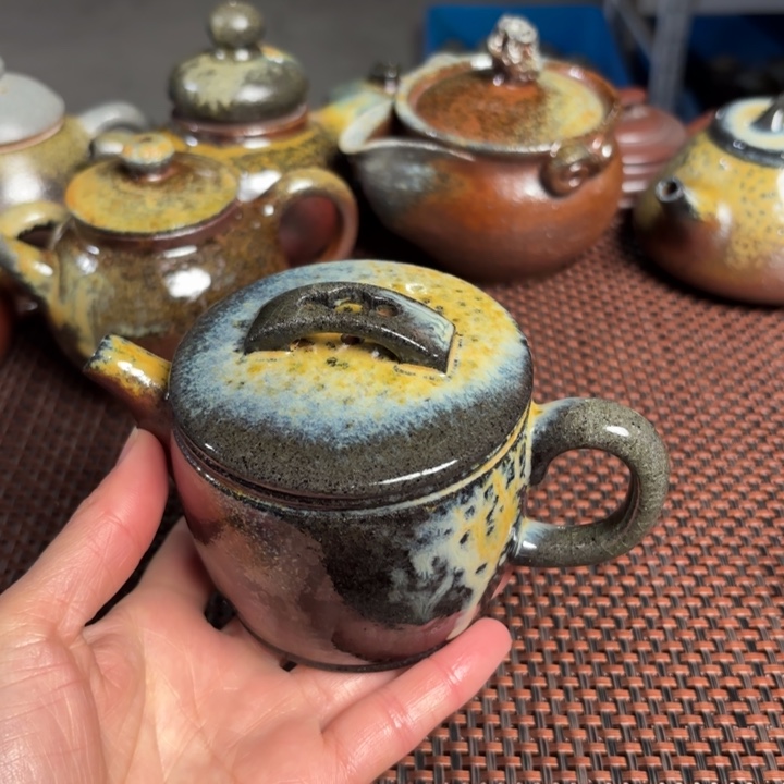 紫砂茶杯支钉汉瓦