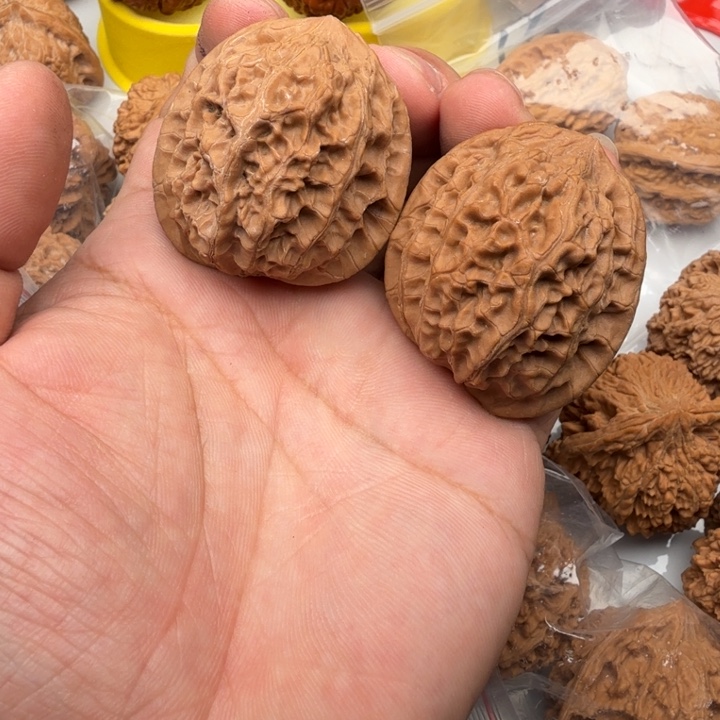 给****文玩核桃吊坠麻核桃27