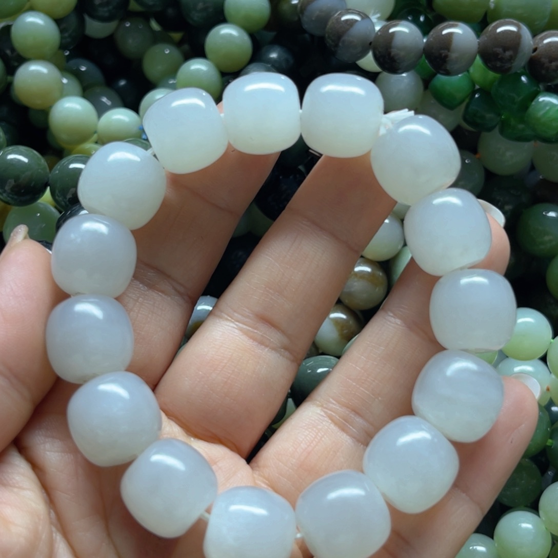 和田玉手链未镶嵌