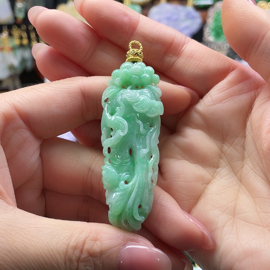 翡翠未镶嵌颈饰代编织