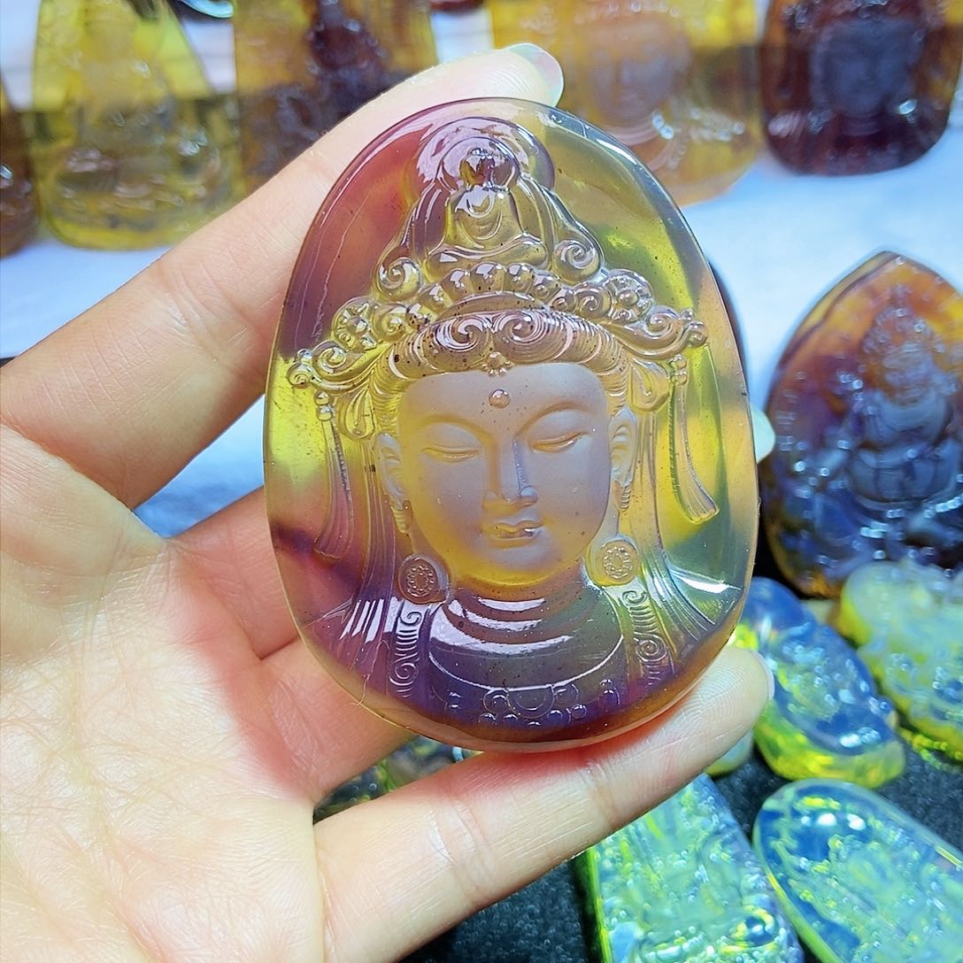 琥珀颈饰未镶嵌观音