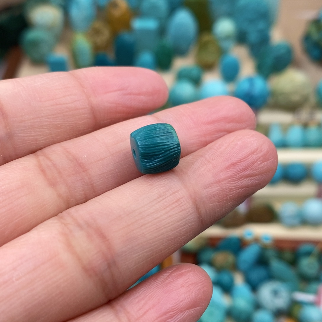 绿松石珠宝奇石未镶嵌8.8