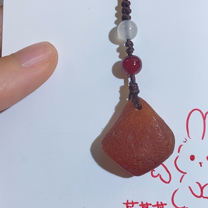 未镶嵌琥珀珠宝奇石