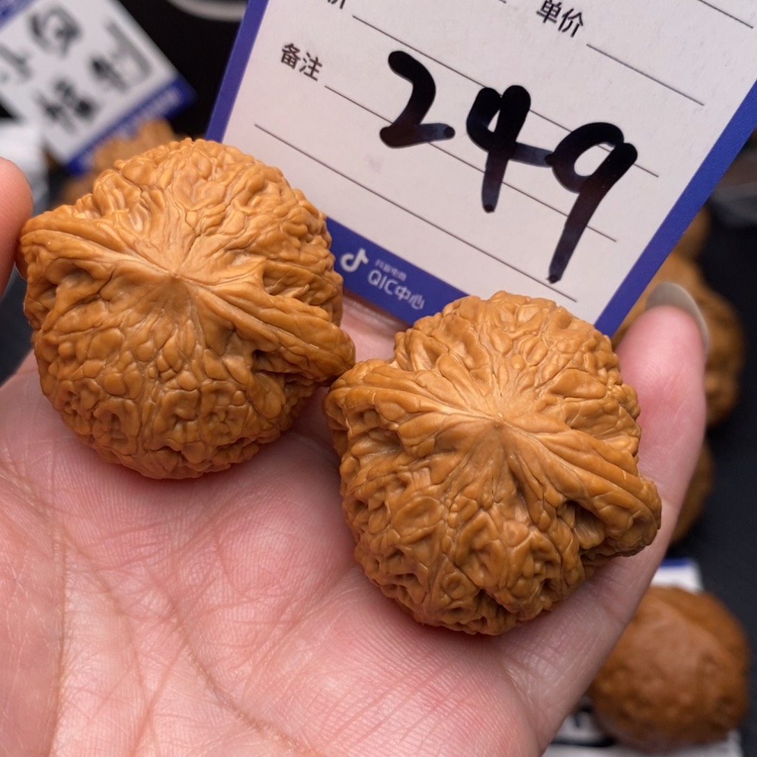 把件文玩核桃铁锤39mo