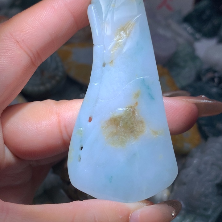 翡翠未镶嵌颈饰保真天然A货翡翠