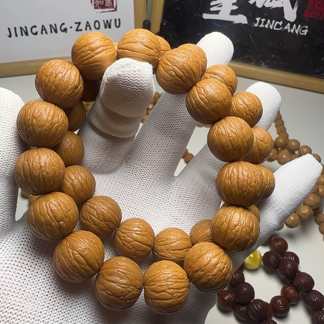 猴头核桃手串全品聚宝盆