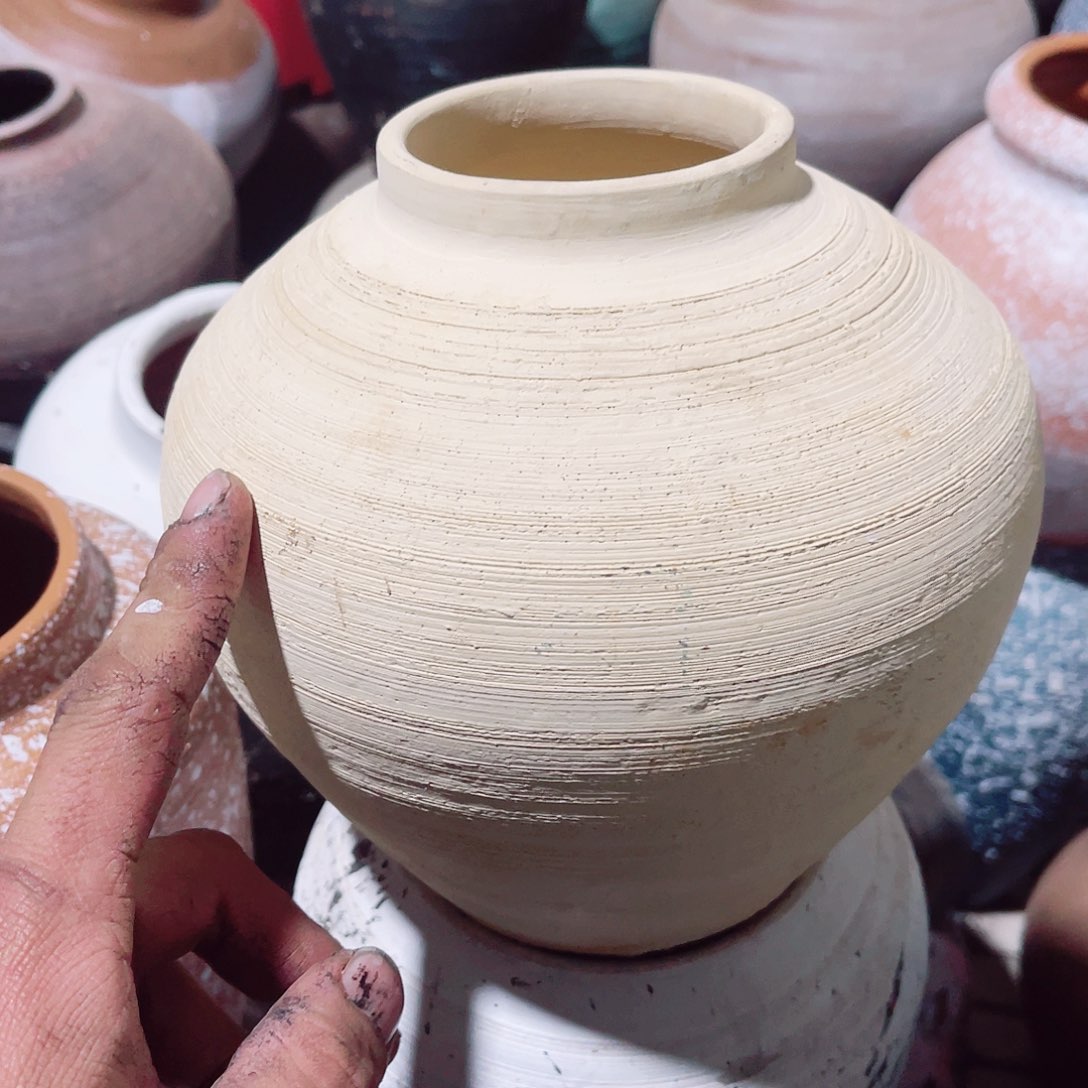 带孔口径8高度20微瑕