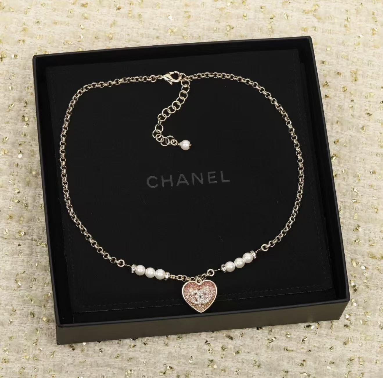 99新 Chanel/香奈儿 经典粉钻爱心珍珠吊坠项链 16921456  nn