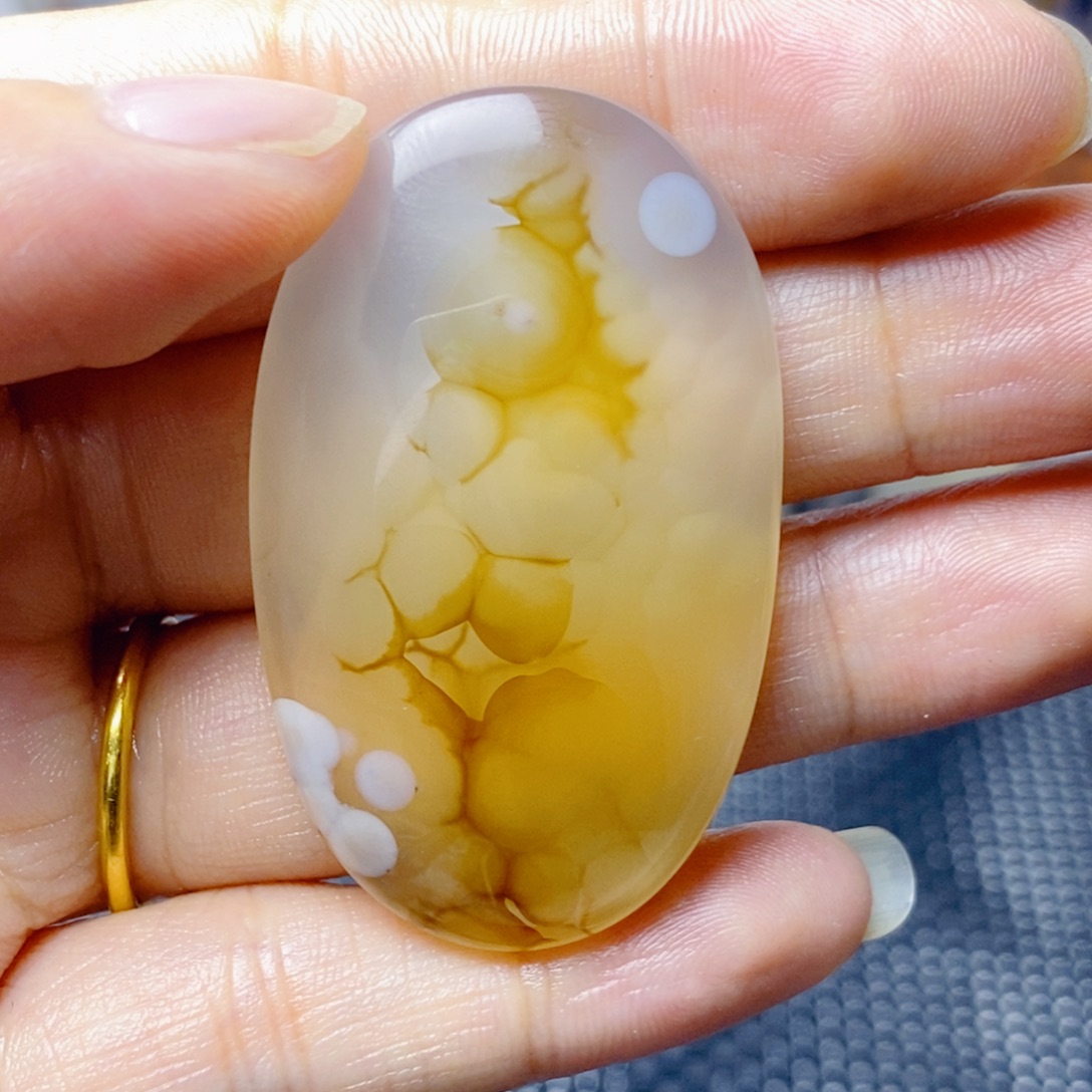 玛瑙/玉髓未镶嵌珠宝奇石