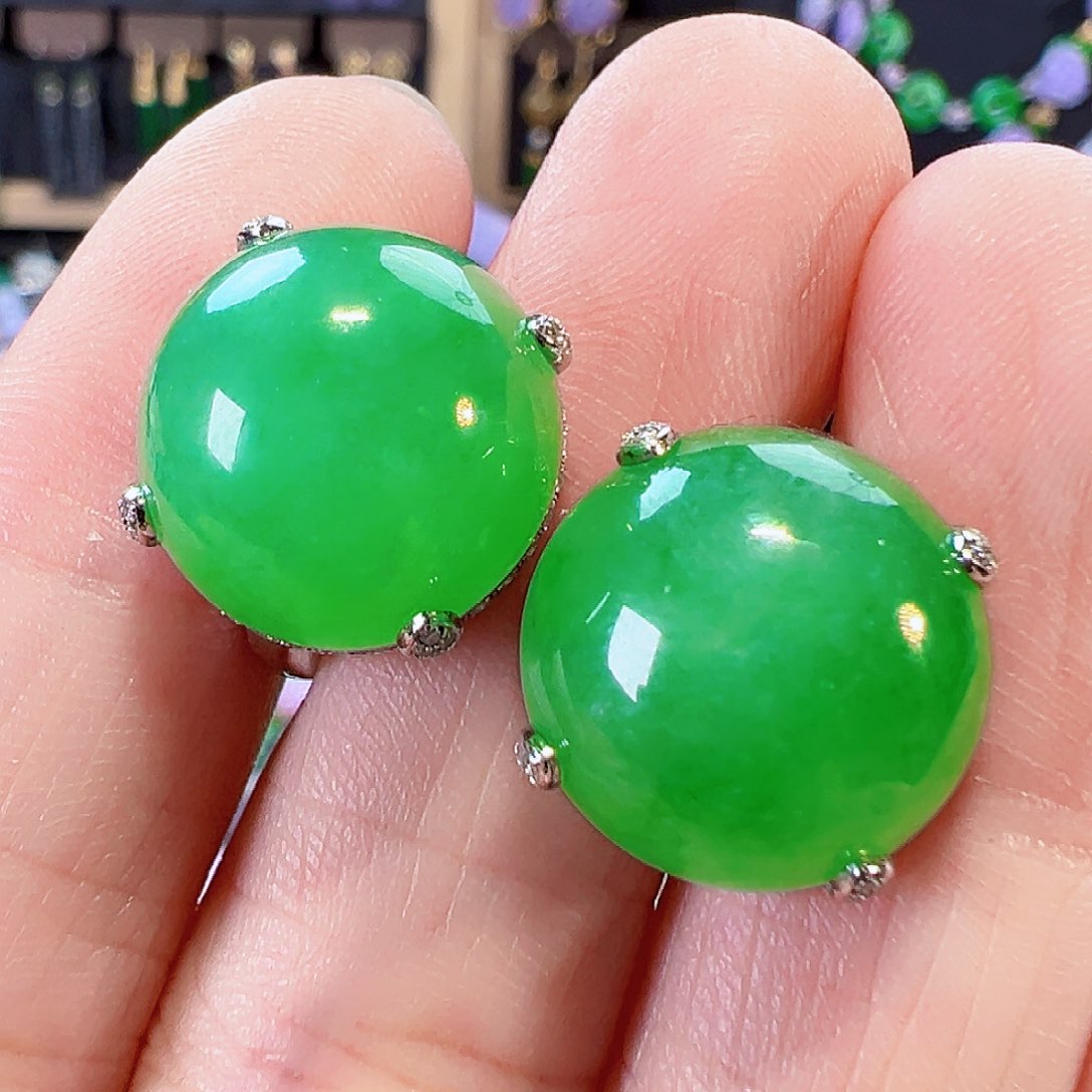 翡翠18K金镶嵌耳饰签收后24小时鉴赏期 