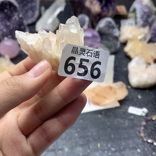 水晶大型摆件（非配饰）未镶嵌