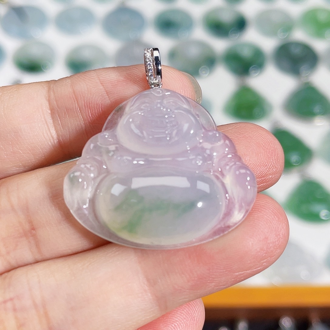 颈饰18K金镶嵌翡翠吊坠