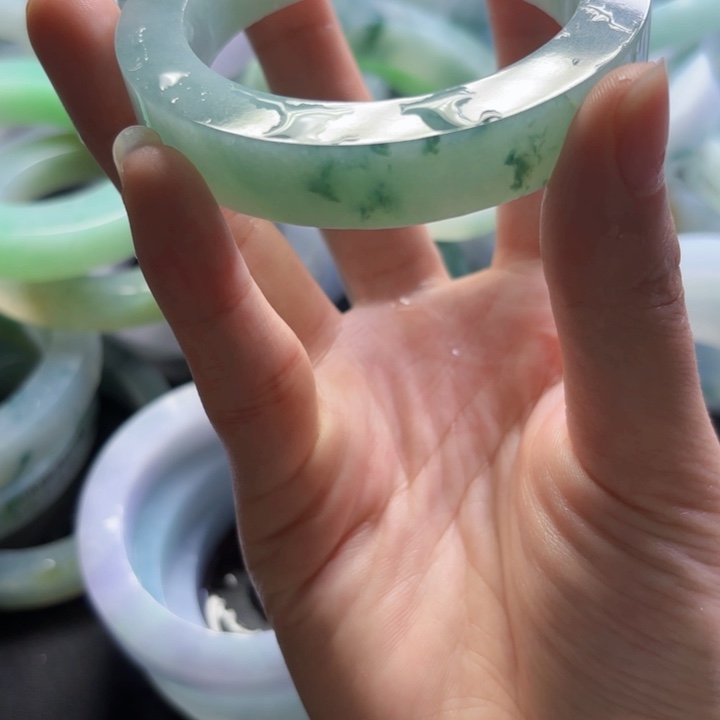 定制翡翠不退不换未镶嵌念*