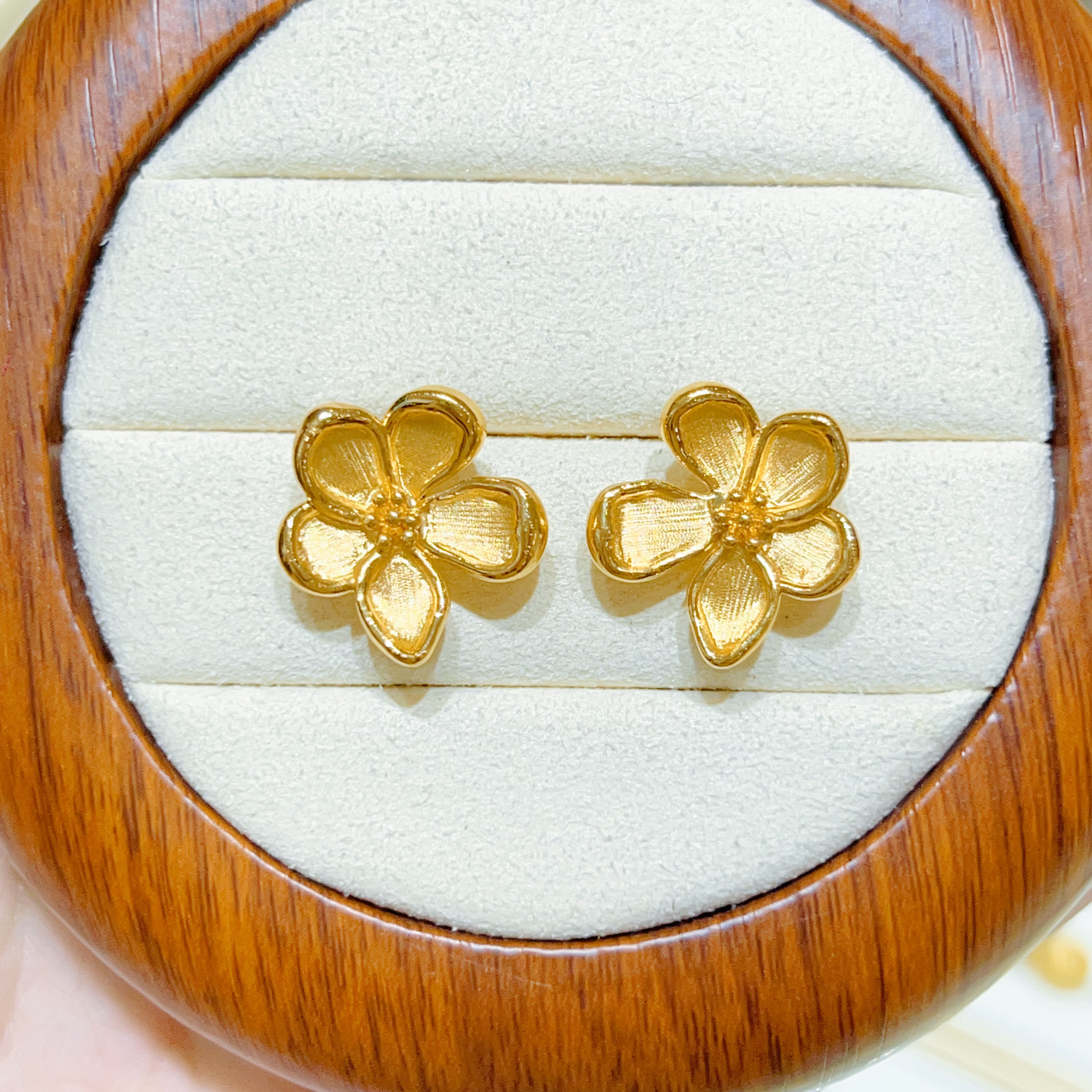 【桃觅】足金999 5D无氰工艺拉丝桃花直针耳饰