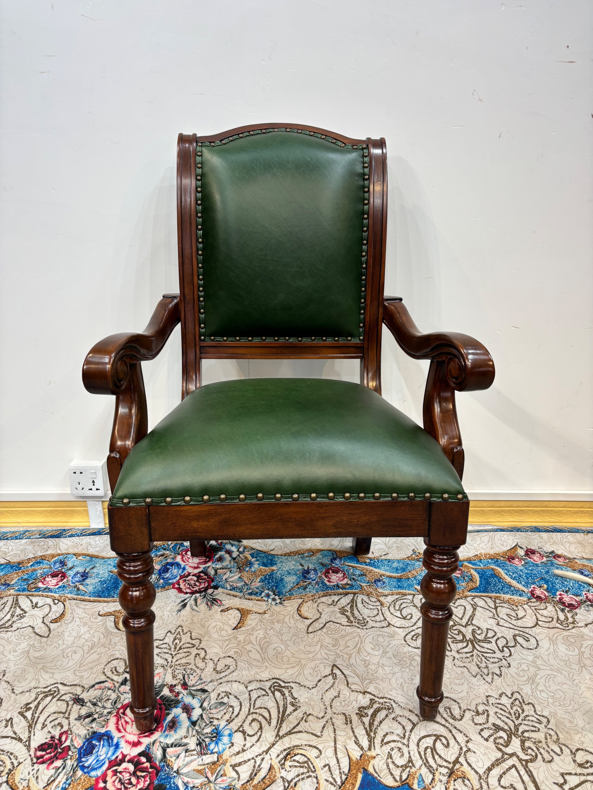 FSY692扶手椅620*690*1010坐高490   美式实木坐具