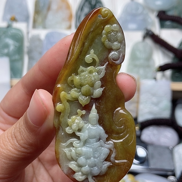 翡翠吊坠(不含链)未镶嵌翡翠