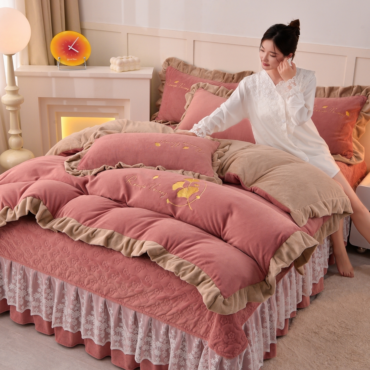 11.5斤加绒加厚纯色刺绣牛奶绒床盖款星语系列四件套——湘雪系列